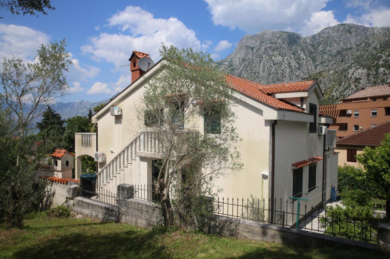 Apartmani Dijana 2 Kotor Exterior foto